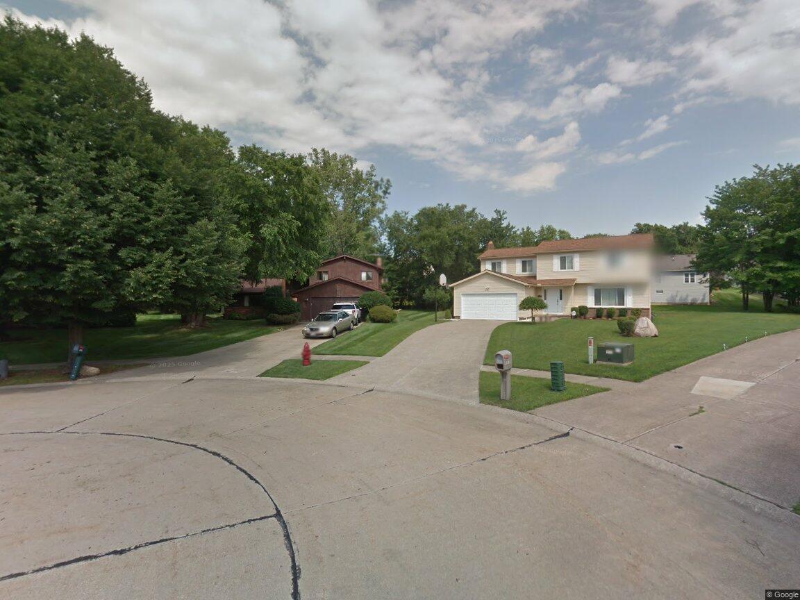 Colonial Curb Appeal in Akron, OH